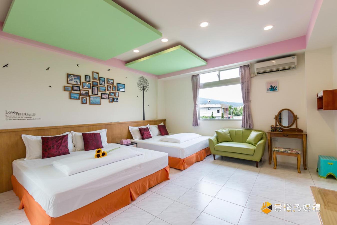 Water Bird Family Apartment Тоученг Стая снимка